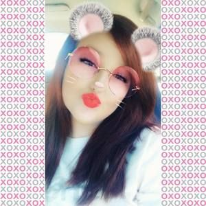 Meet your Posher, Lyssa